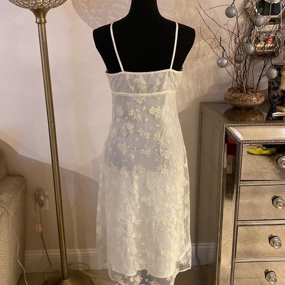 COPY - Bcbgmaxazria gorgeous dress size 8 NWOT - Picture 4 of 8